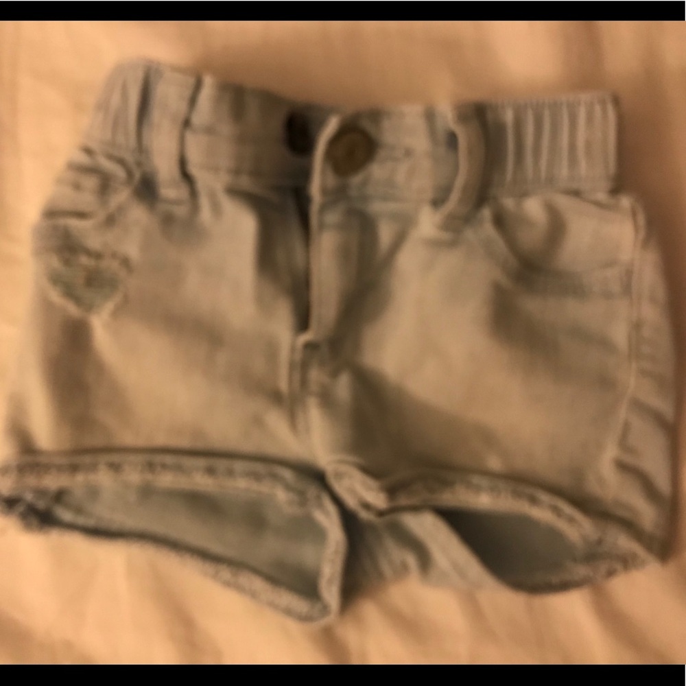 Gap light blue jean shorts 2T